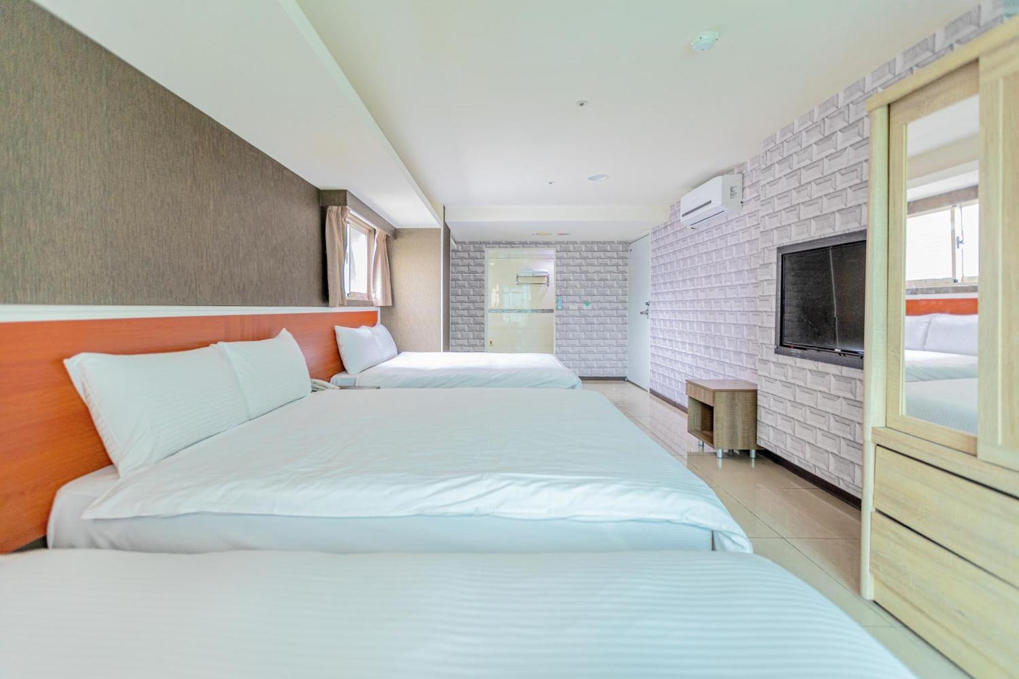 E Lim Hotel Zhongli Room photo