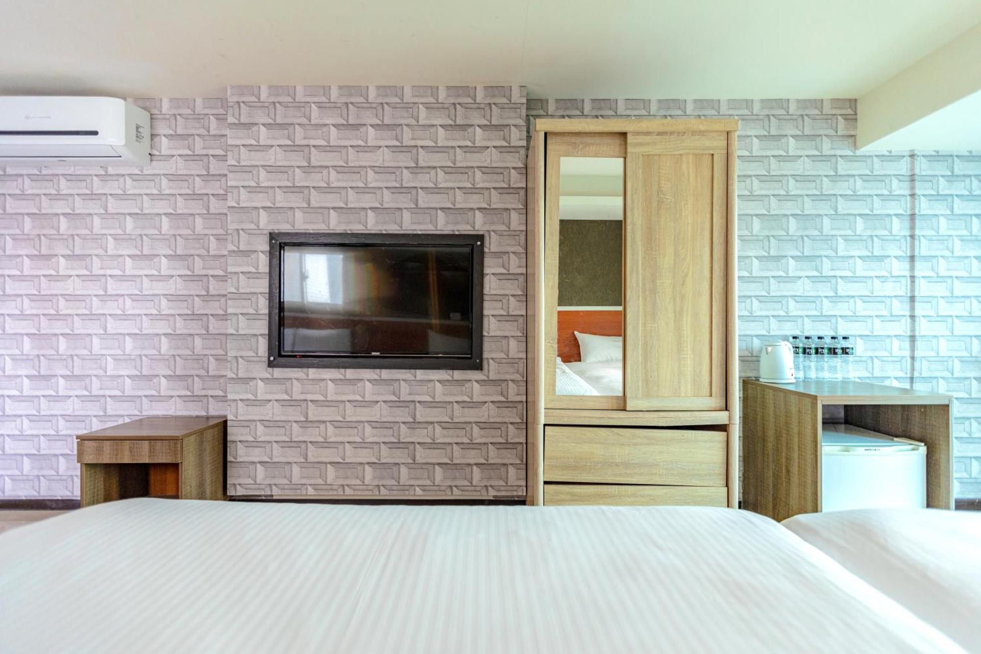 E Lim Hotel Zhongli Room photo