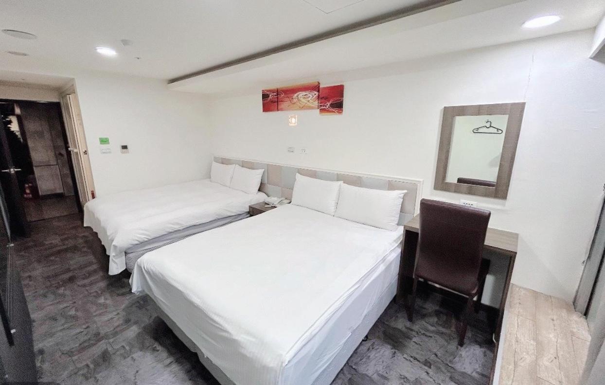 E Lim Hotel Zhongli Room photo